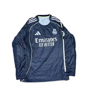 Real Madrid | Men’s Medium Alternative Long-Sleeve Jersey